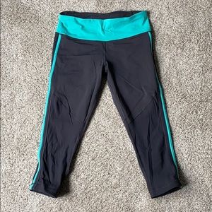 Lululemon run with grace crop